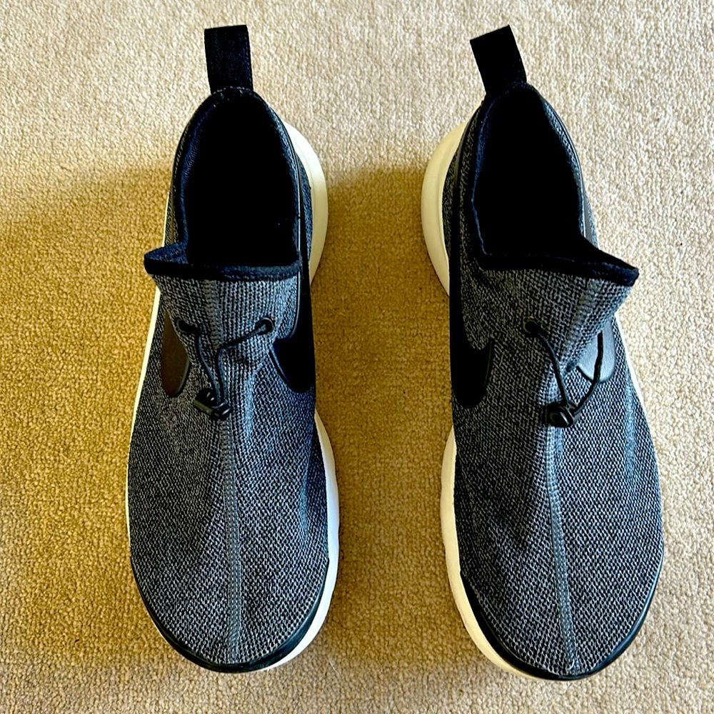 Nike Aptare sneakers